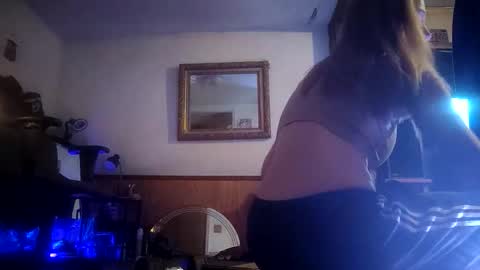 Back Woods Couple online show from 23, 3, 2026