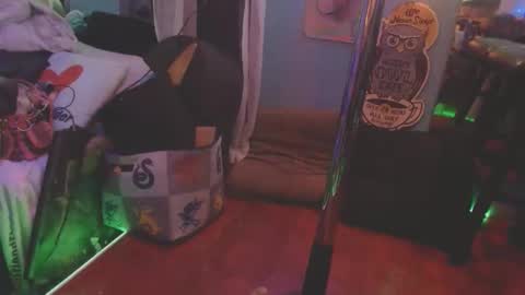 Snapshot of cpl4morethan1 chatting on 15, 10, 2025 cpl4morethan1 online show from 15, 10, 2025