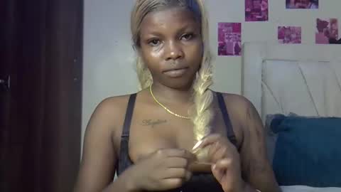 Snapshot of craizybitch chatting on 28, 4, 2026 craizybitch online show from 28, 4, 2026