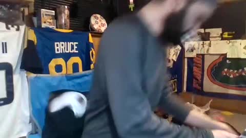 Snapshot of craveitoften chatting on 9, 1, 2025 craveitoften online show from 9, 1, 2025