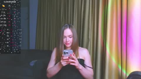 Snapshot of cravelucy chatting on 24, 3, 2026 lucy online show from 24, 3, 2026