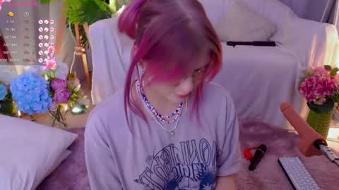 Snapshot of crazy__wine chatting on 14, 2, 2025 Sonya online show from 14, 2, 2025
