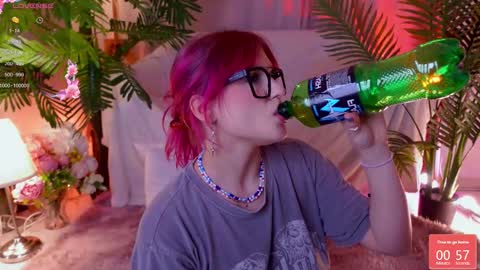Snapshot of crazy__wine chatting on 20, 2, 2025 Sonya online show from 20, 2, 2025