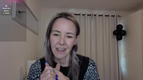 Stacy 2pm to 6pm mon-fri 3 CAT online show from 21, 4, 2026