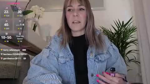 Snapshot of crazy_ass_stacy chatting on 9, 6, 2026 Stacy 2pm to 6pm mon-fri 3 CAT online show from 9, 6, 2026