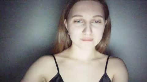 crazy_kisses_ online show from 3, 5, 2026