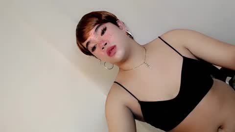Snapshot of crazy_vixen chatting on 10, 12, 2024 Hot Ayisha online show from 10, 12, 2024