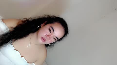 Snapshot of crazy_vixen chatting on 18, 12, 2024 Hot Ayisha online show from 18, 12, 2024