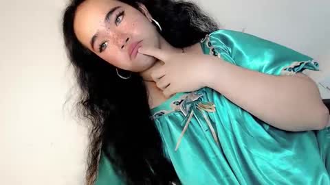 Snapshot of crazy_vixen chatting on 13, 1, 2025 Hot Ayisha online show from 13, 1, 2025