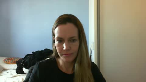 Anny online show from 15, 10, 2025