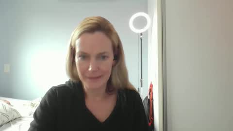 Snapshot of crazyanny chatting on 13, 3, 2026 Anny online show from 13, 3, 2026