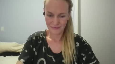 Snapshot of crazyanny chatting on 30, 3, 2026 Anny online show from 30, 3, 2026