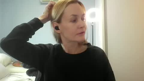 Snapshot of crazyanny chatting on 12, 6, 2026 Anny online show from 12, 6, 2026
