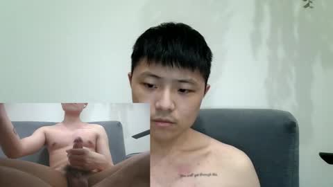 Snapshot of crazyasian2024 chatting on 17, 10, 2025 feetlover HongKong online show from 17, 10, 2025