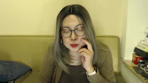 Kelly   online show from 12, 2, 2025