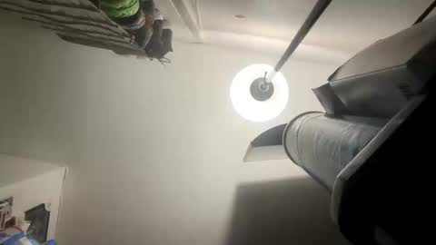 Snapshot of crazydill28 chatting on 12, 9, 2025 crazydill28 online show from 12, 9, 2025