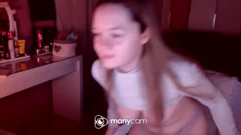 Snapshot of crazydollelf chatting on 11, 12, 2024 Camille online show from 11, 12, 2024
