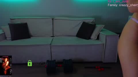 crazzy cherry online show from 25, 9, 2025