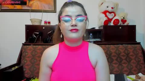 Snapshot of crazzy_pussy chatting on 3, 12, 2024 Ana online show from 3, 12, 2024