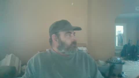 Snapshot of cre9876 chatting on 2, 1, 2025 alway horny online show from 2, 1, 2025