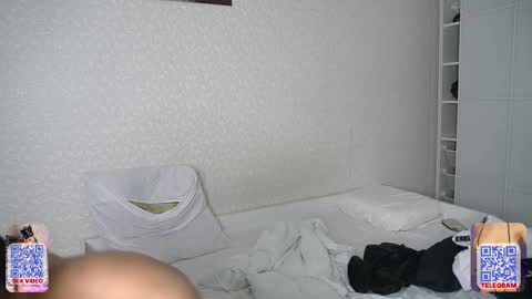 Snapshot of cream_fucks chatting on 28, 9, 2025 MarcoPolly online show from 28, 9, 2025