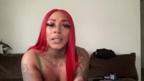 Snapshot of creame_sensation chatting on 14, 12, 2024 PHANTOMTARGARYENXXX online show from 14, 12, 2024