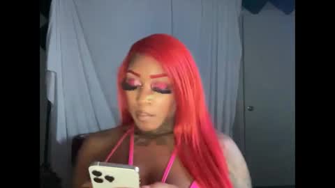 Snapshot of creame_sensation chatting on 16, 12, 2024 PHANTOMTARGARYENXXX online show from 16, 12, 2024