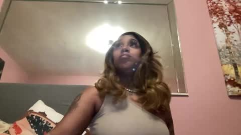 Snapshot of creame_sensation chatting on 19, 2, 2025 PHANTOMTARGARYENXXX online show from 19, 2, 2025