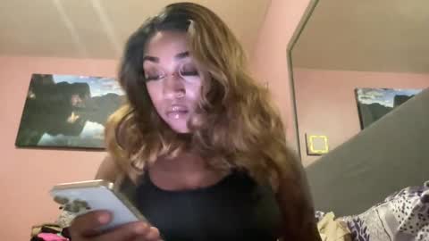 Snapshot of creame_sensation chatting on 21, 2, 2025 PHANTOMTARGARYENXXX online show from 21, 2, 2025