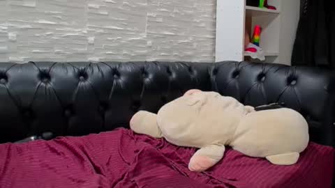 CreampiEnacia online show from 21, 12, 2025