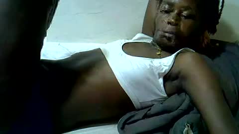 Snapshot of creamy_pussie chatting on 12, 6, 2026 creamy_pussie online show from 12, 6, 2026