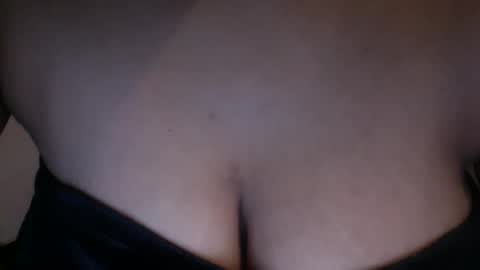 CreamyCocoBabe online show from 27, 2, 2025
