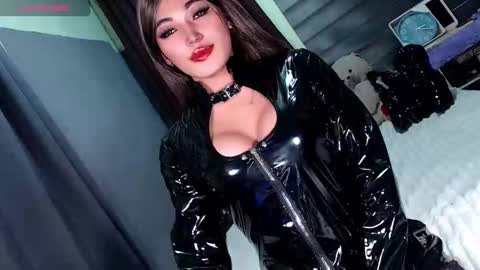 Snapshot of creamycum_celinexxx chatting on 3, 10, 2025 Celine online show from 3, 10, 2025