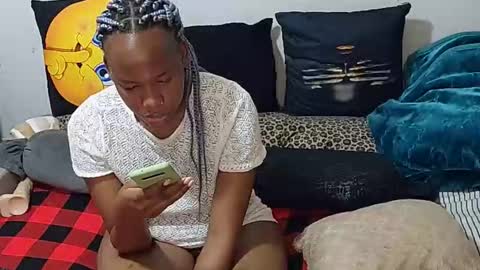 Snapshot of creamyhub chatting on 15, 10, 2025 creamyhub online show from 15, 10, 2025