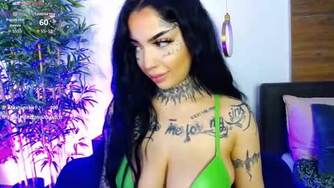 Snapshot of creamyinkk chatting on 6, 3, 2026 Sophie online show from 6, 3, 2026