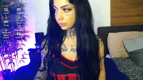 Snapshot of creamyinkk chatting on 2, 4, 2026 Sophie online show from 2, 4, 2026