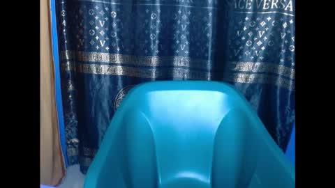 Snapshot of creamyxsugar chatting on 13, 9, 2025 creamyxsugar online show from 13, 9, 2025