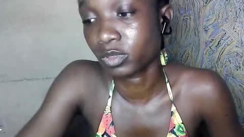 Snapshot of creamyxsugar chatting on 23, 9, 2025 creamyxsugar online show from 23, 9, 2025