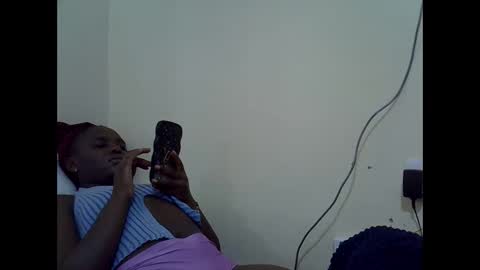 creamyypussyy online show from 19, 3, 2026