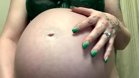 Snapshot of creative_k chatting on 18, 2, 2026 Breed me daddy online show from 18, 2, 2026