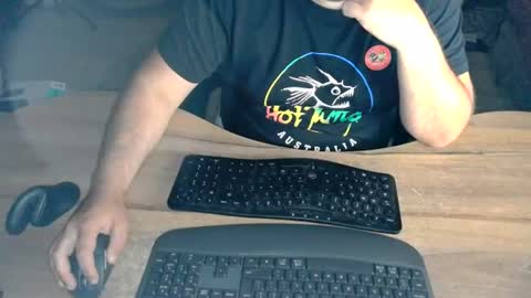 CrestedTen online show from 28, 6, 2026