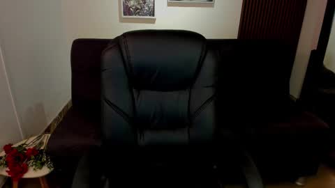 Snapshot of crimson_tati chatting on 24, 9, 2025 Tatiana  online show from 24, 9, 2025