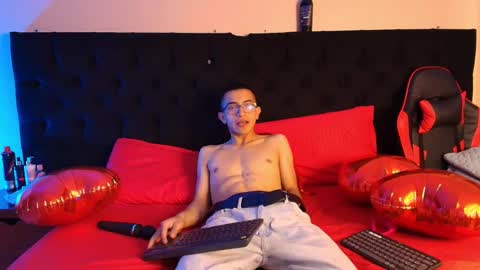 crimsonsecretts online show from 16, 2, 2026