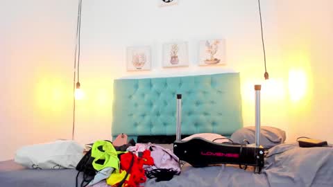 Snapshot of cris_dulce chatting on 28, 9, 2025 cris_dulce online show from 28, 9, 2025