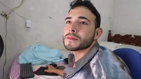 Snapshot of cris_simons chatting on 15, 12, 2024 cris_simons online show from 15, 12, 2024