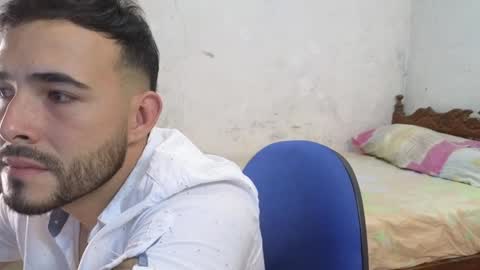 Snapshot of cris_simons chatting on 26, 1, 2025 cris_simons online show from 26, 1, 2025