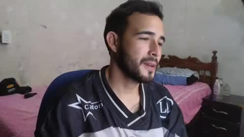 Snapshot of cris_simons chatting on 11, 2, 2025 cris_simons online show from 11, 2, 2025