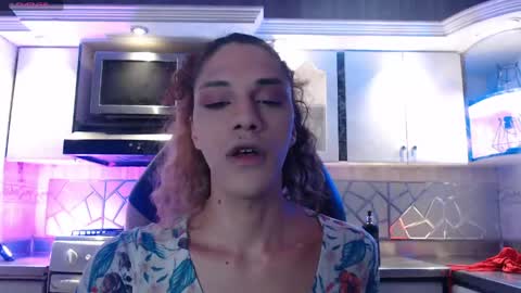 Snapshot of crisozzz chatting on 4, 5, 2026 Cristina Onazis online show from 4, 5, 2026