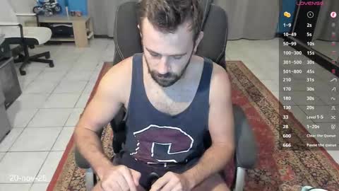 Snapshot of crissstud chatting on 20, 11, 2025 Criss online show from 20, 11, 2025