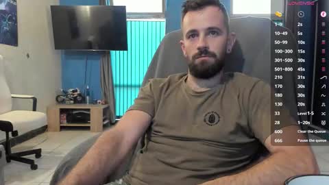 Snapshot of crissstud chatting on 15, 12, 2025 Criss online show from 15, 12, 2025